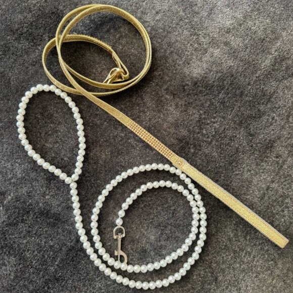 TWO leashes - 1 Pearl & 1 Gold with rhinestones - Picture 1 of 8